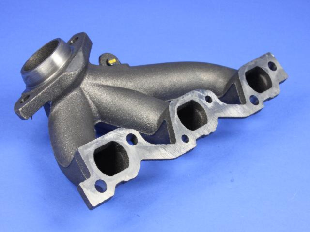 Exhaust Manifold, Right - Mopar (4666026AC)